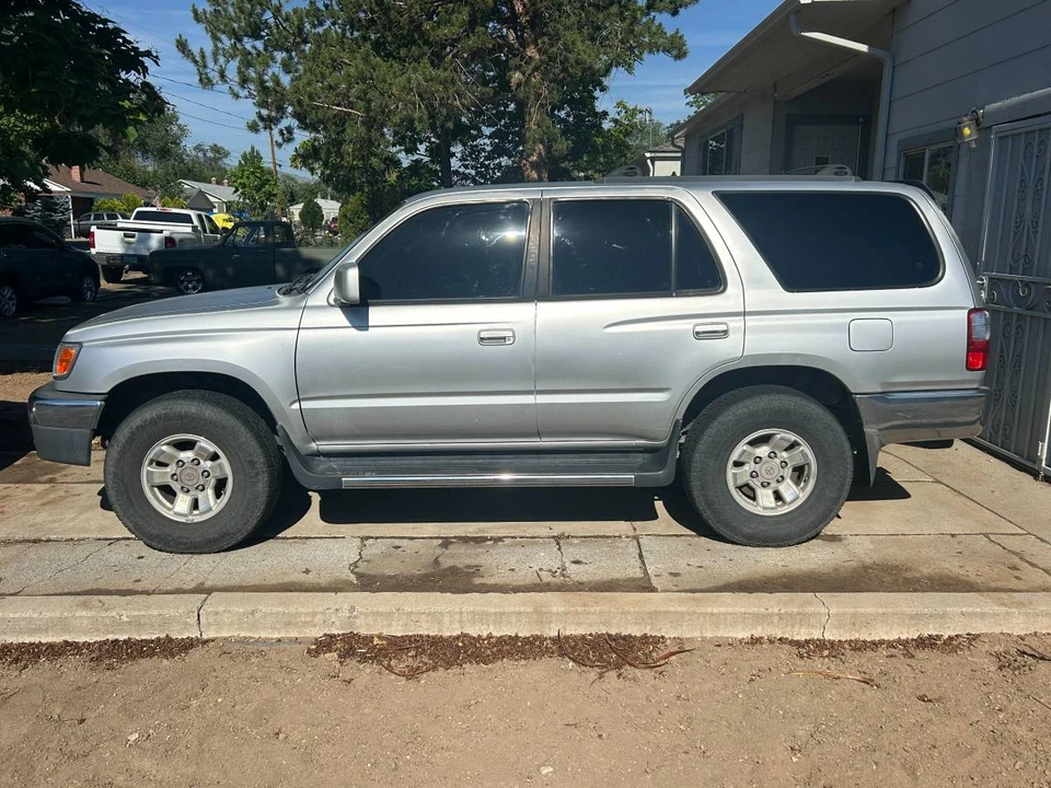 2002 Toyota 4Runner 3rd Gen - Image 3 of 19