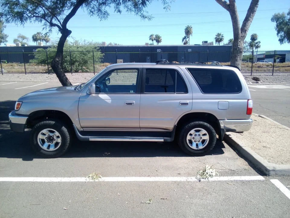 2002 Toyota 4Runner 3rd Gen - Image 3 of 10