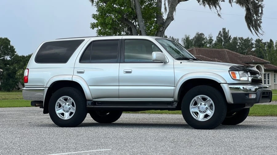 2002 Toyota 4Runner 3rd Gen - Image 10 of 31
