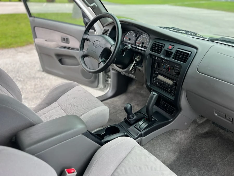 2002 Toyota 4Runner 3rd Gen - Image 28 of 31