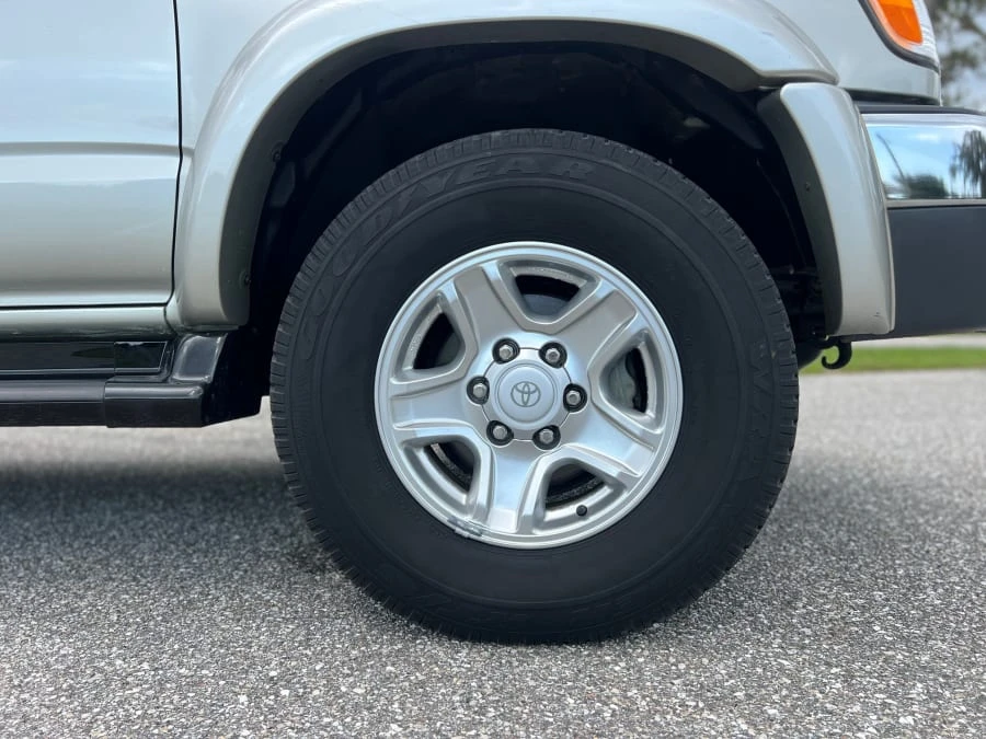 2002 Toyota 4Runner 3rd Gen - Image 15 of 31