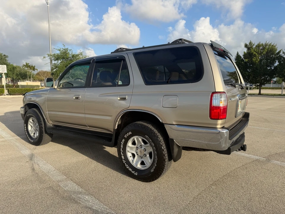 2002 Toyota 4Runner 3rd Gen - Image 2 of 30