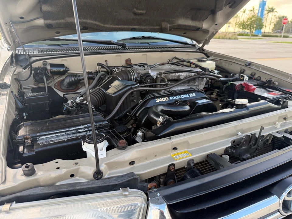 2002 Toyota 4Runner 3rd Gen - Image 11 of 30