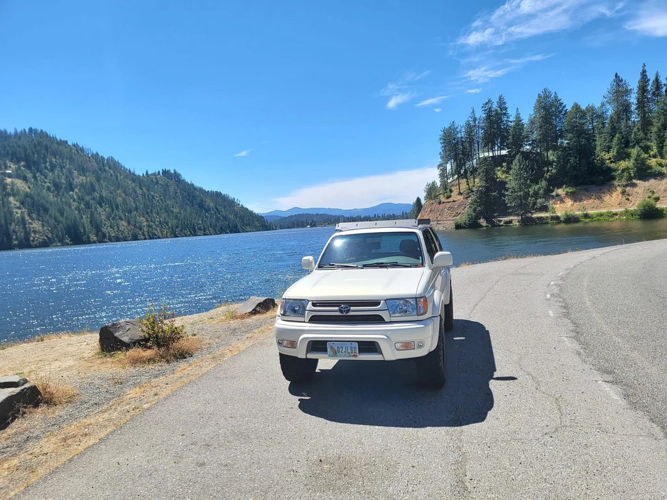 2002 Toyota 4Runner 3rd Gen - Image 2 of 31