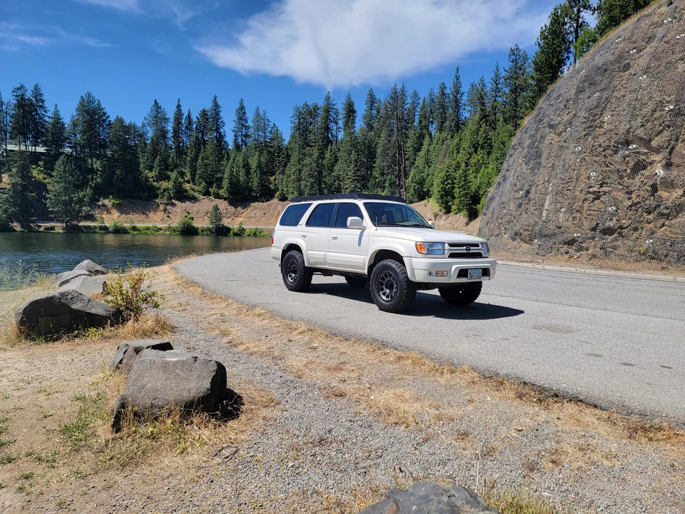 2002 Toyota 4Runner 3rd Gen - Image 12 of 31