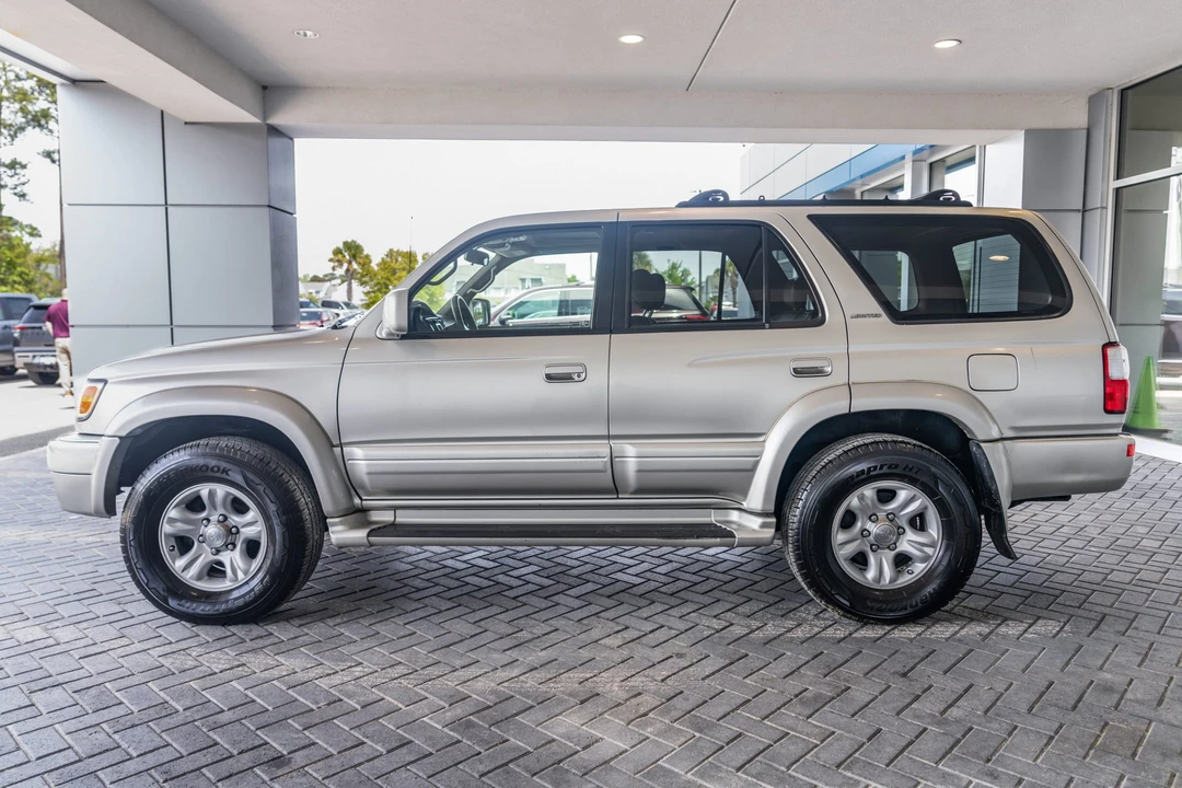 2002 Toyota 4Runner 3rd Gen - Image 3 of 21