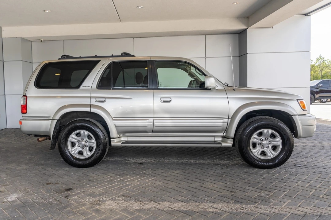 2002 Toyota 4Runner 3rd Gen - Image 8 of 21