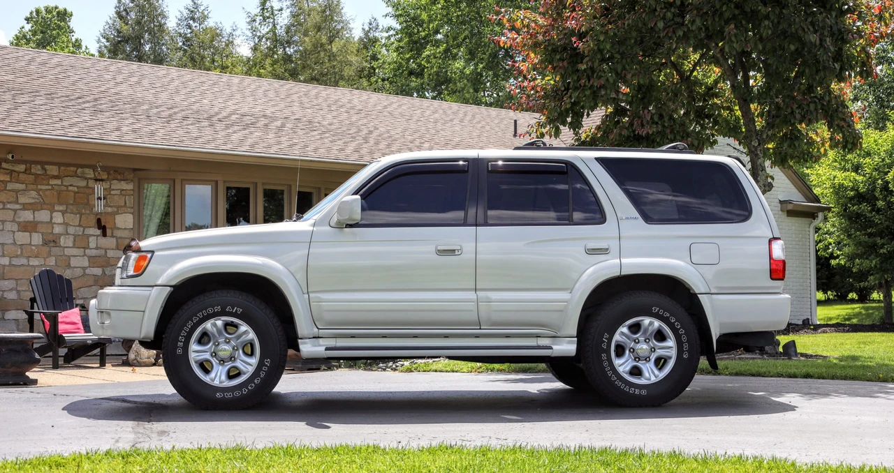 2002 Toyota 4Runner 3rd Gen - Image 3 of 31