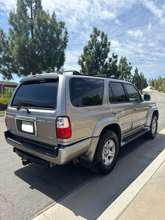 2002 Toyota 4Runner 3rd Gen - Image 3 of 12