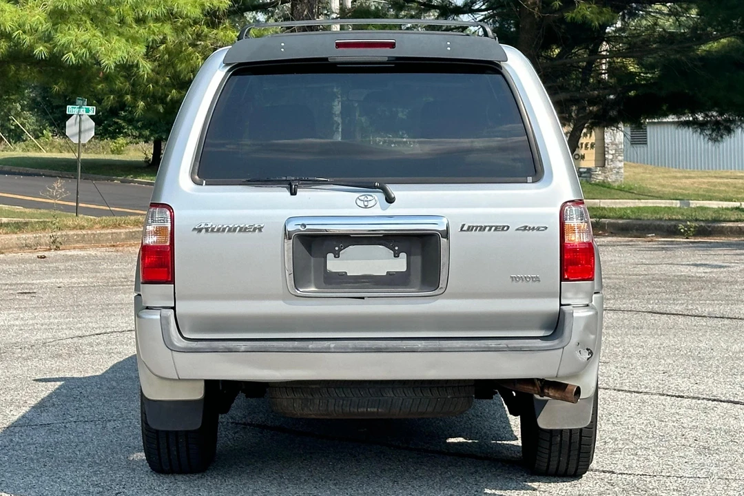 2002 Toyota 4Runner 3rd Gen - Image 5 of 31
