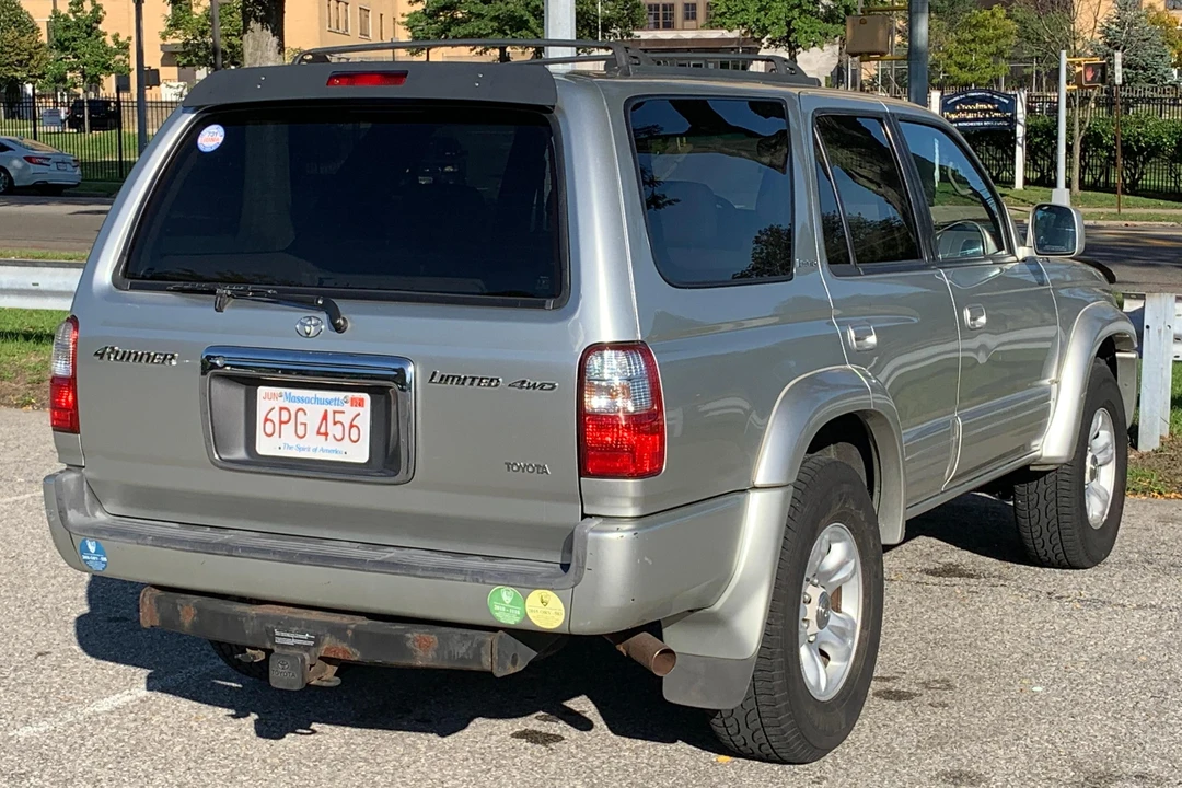 2002 Toyota 4Runner 3rd Gen - Image 5 of 31