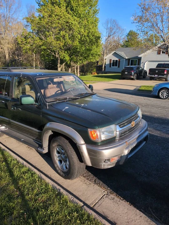 2002 Toyota 4Runner 3rd Gen - Image 2 of 7
