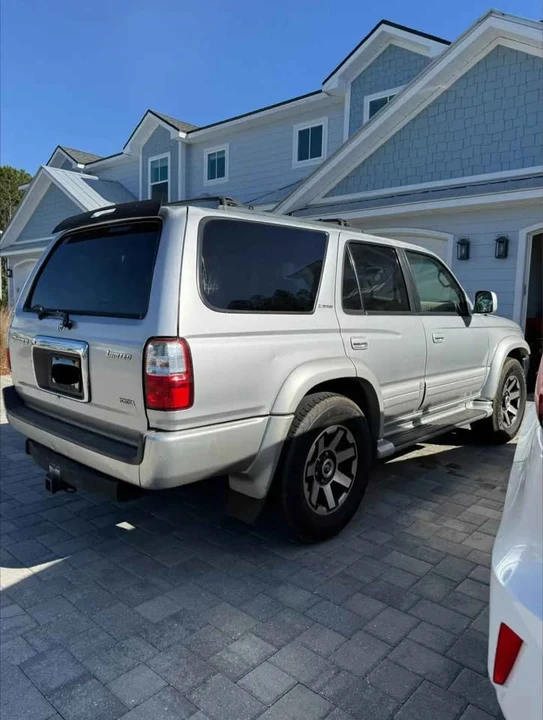 2002 Toyota 4Runner 3rd Gen - Image 3 of 8