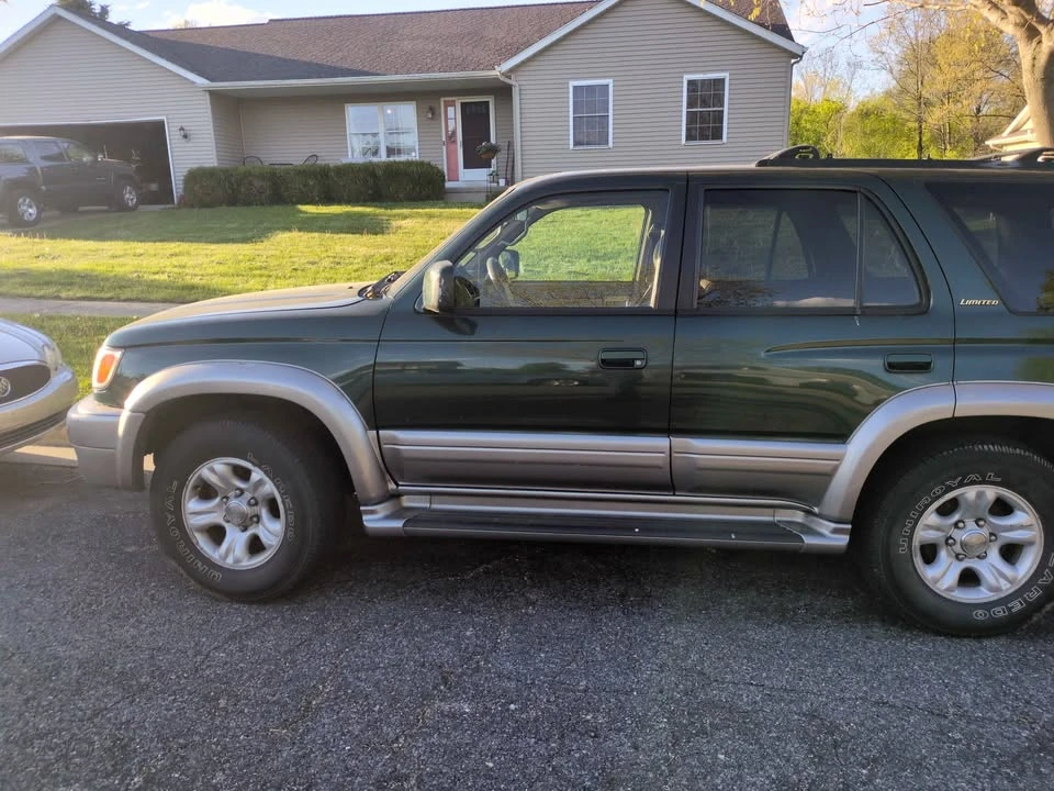 2002 Toyota 4Runner 3rd Gen - Image 4 of 7