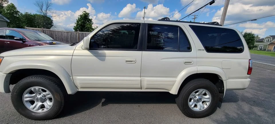 2002 Toyota 4Runner 3rd Gen - Image 2 of 17