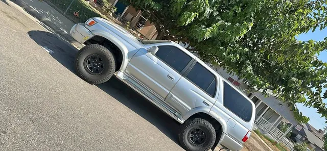 2002 Toyota 4Runner Limited Sport Utility 4D