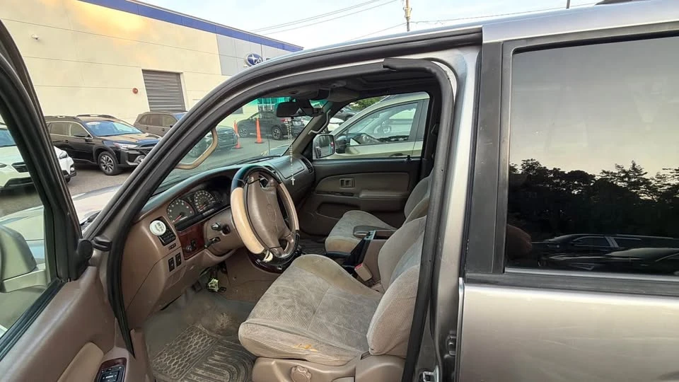 2002 Toyota 4Runner 3rd Gen - Image 6 of 7