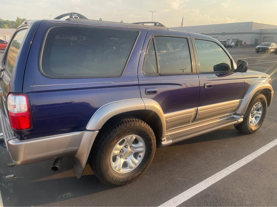 2002 Toyota 4Runner 3rd Gen - Image 5 of 10