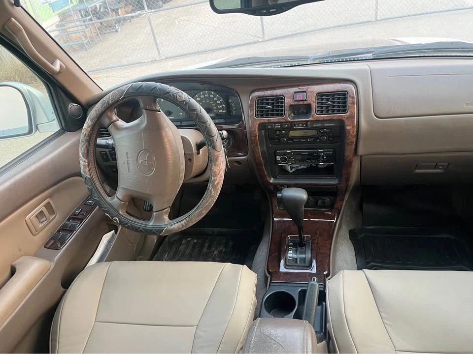 2002 Toyota 4Runner 3rd Gen - Image 8 of 14