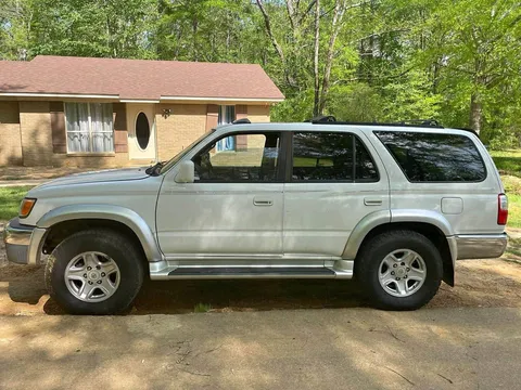 2002 Toyota 4Runner Limited Sport Utility 4D