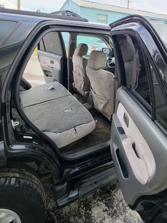 2002 Toyota 4Runner 3rd Gen - Image 9 of 15