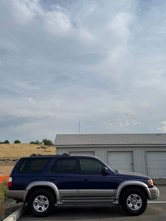 2002 Toyota 4Runner 3rd Gen - Image 2 of 15