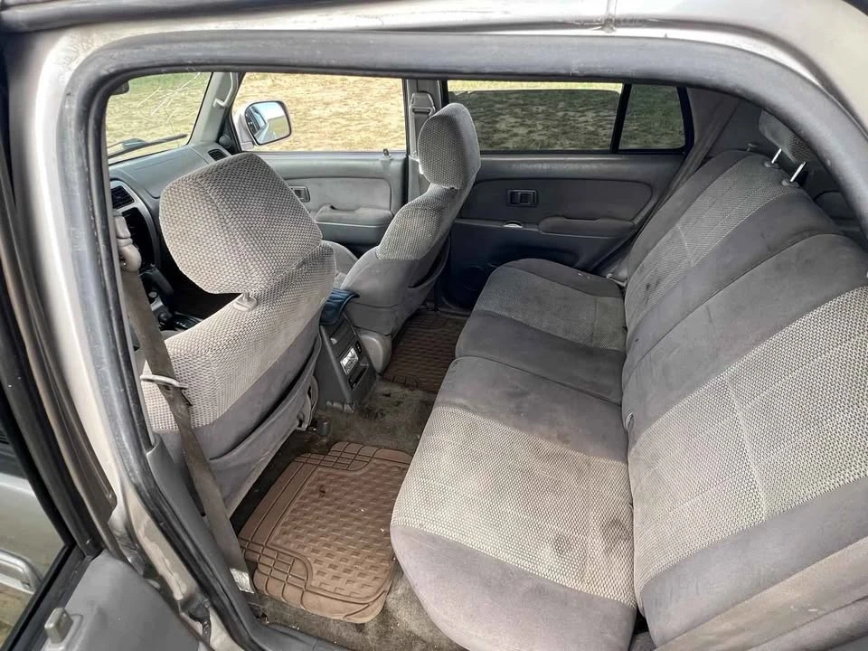 2002 Toyota 4Runner 3rd Gen - Image 9 of 13
