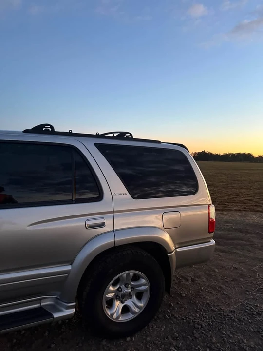 2002 Toyota 4Runner 3rd Gen - Image 3 of 17