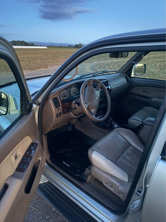 2002 Toyota 4Runner 3rd Gen - Image 8 of 17