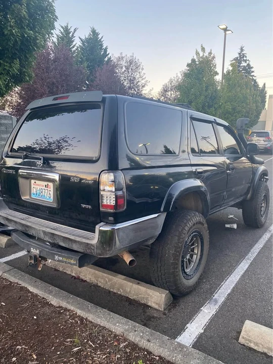 2002 Toyota 4Runner 3rd Gen - Image 3 of 11