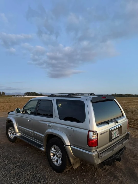 2002 Toyota 4Runner 3rd Gen - Image 2 of 17