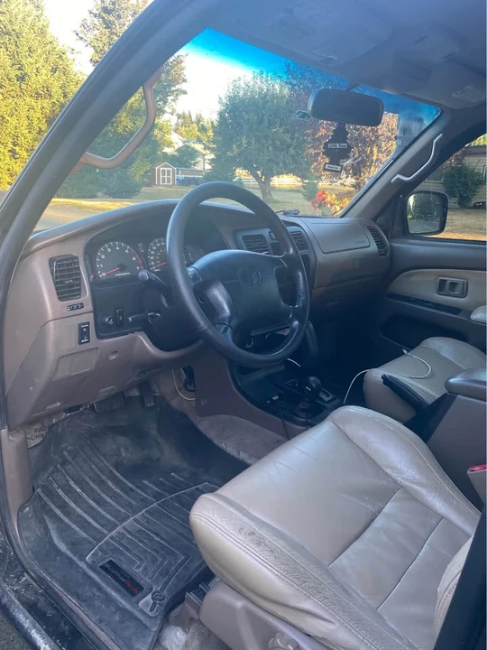 2002 Toyota 4Runner 3rd Gen - Image 5 of 11