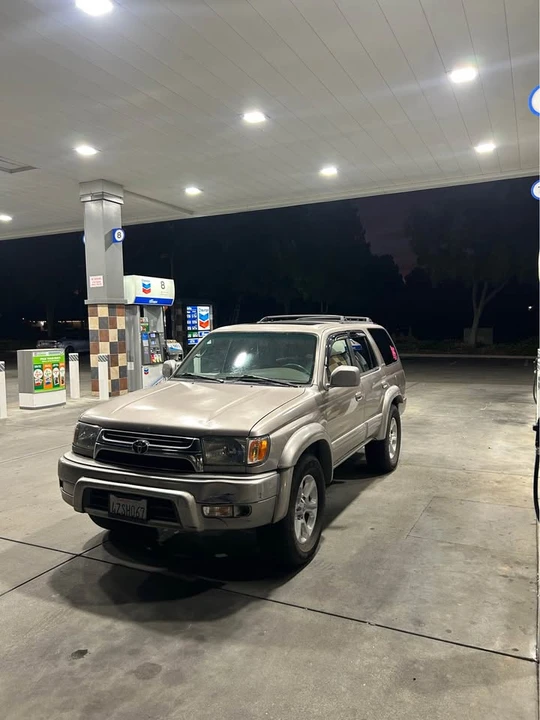 2002 Toyota 4Runner 3rd Gen - Image 2 of 14