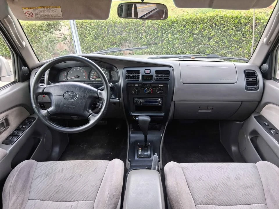 2002 Toyota 4Runner 3rd Gen - Image 9 of 14