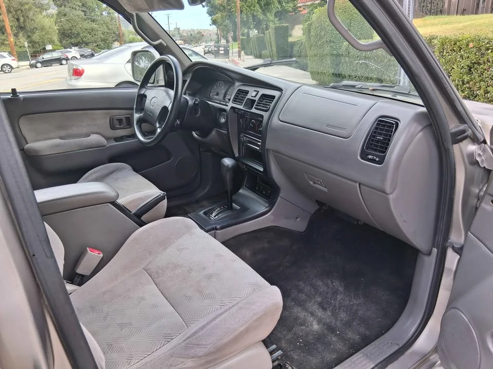 2002 Toyota 4Runner 3rd Gen - Image 10 of 14