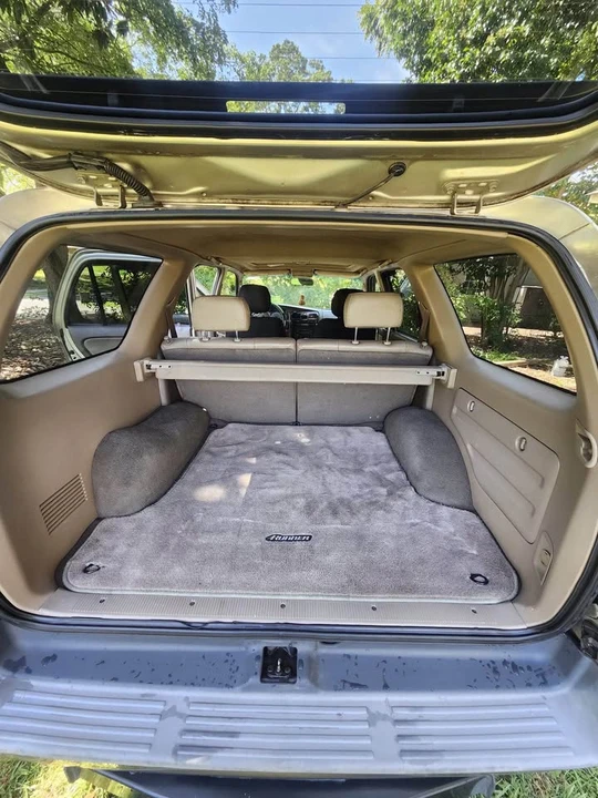 2002 Toyota 4Runner 3rd Gen - Image 2 of 11