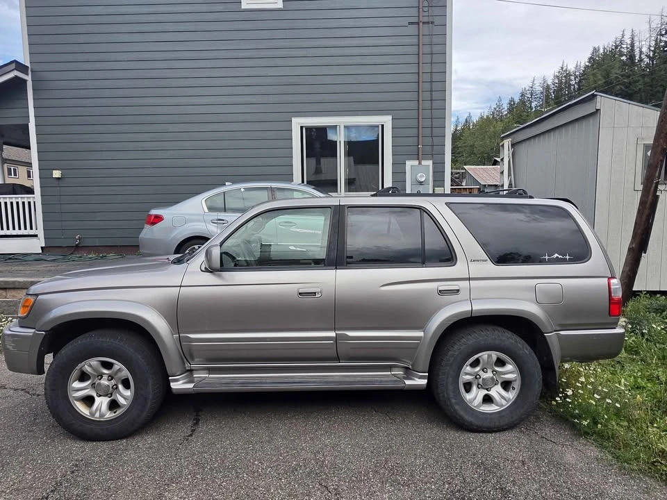 2002 Toyota 4Runner 3rd Gen - Image 2 of 8