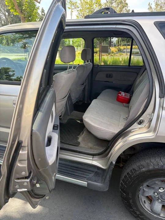 2002 Toyota 4Runner 3rd Gen - Image 4 of 9