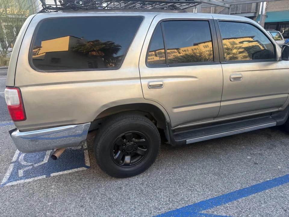 2002 Toyota 4Runner 3rd Gen - Image 4 of 4