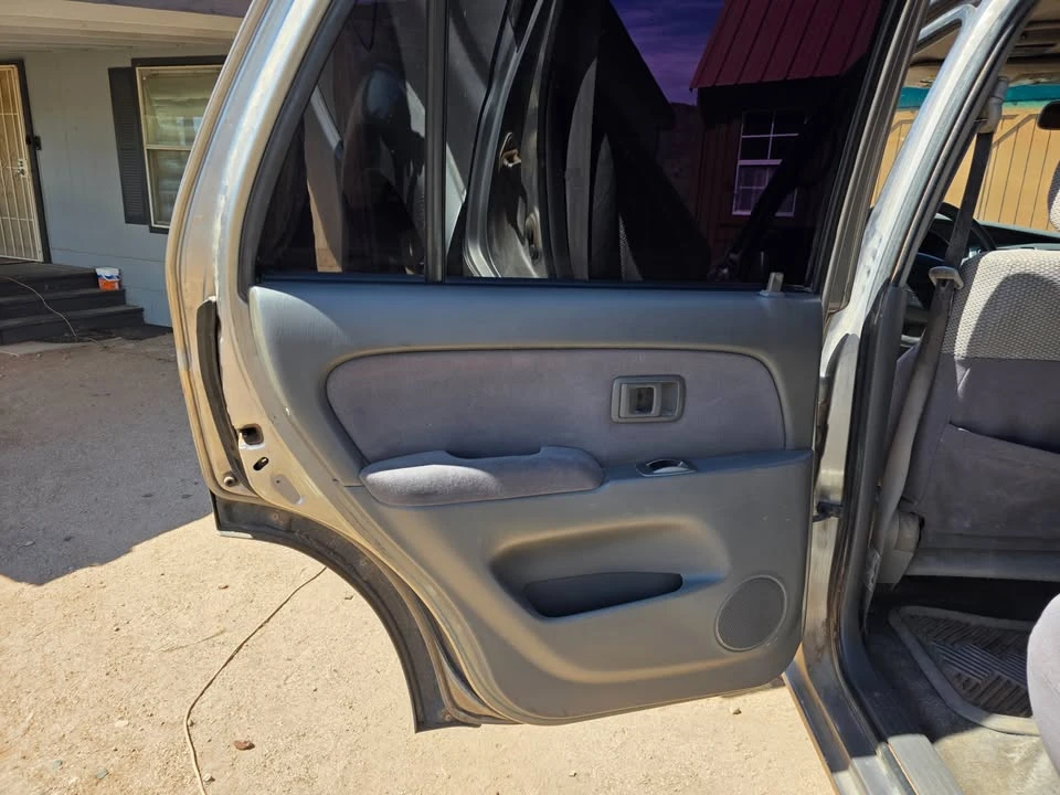 2002 Toyota 4Runner 3rd Gen - Image 9 of 19