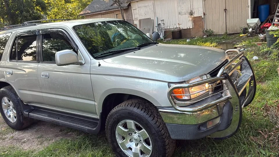 2002 Toyota 4Runner 3rd Gen - Image 3 of 4