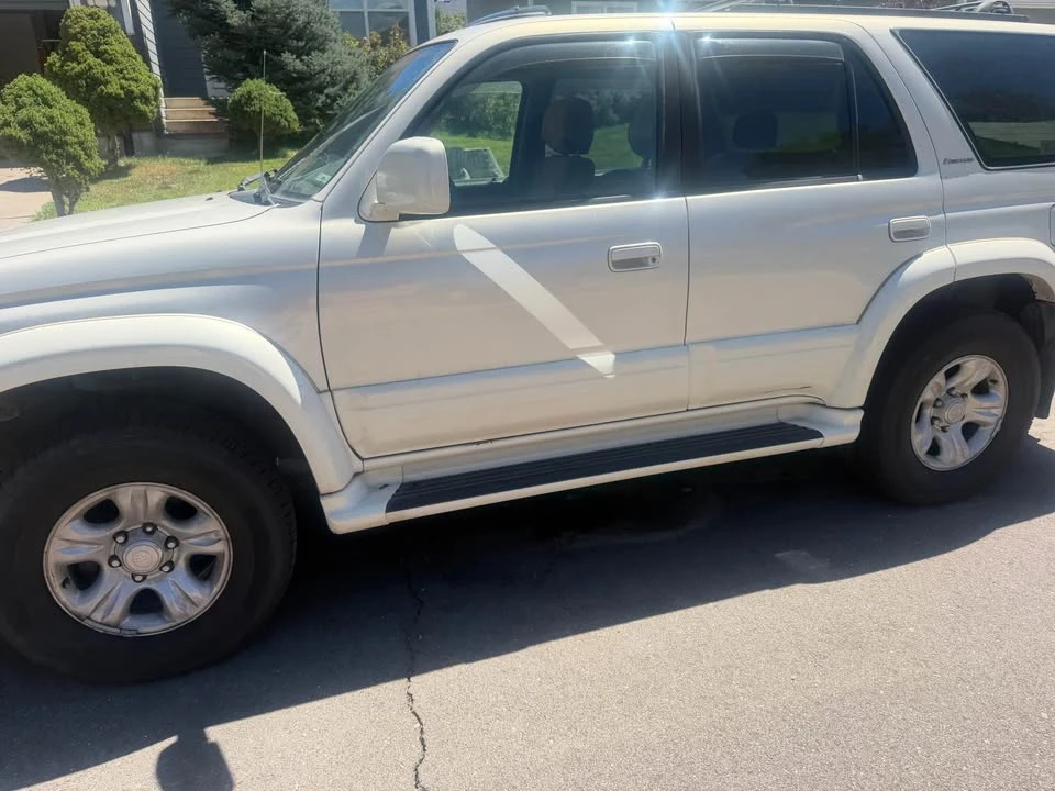 2002 Toyota 4Runner 3rd Gen - Image 5 of 10