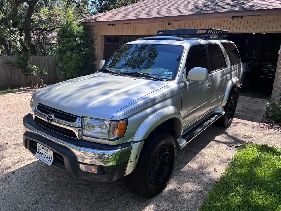 2002 Toyota 4Runner 3rd Gen - Image 2 of 15