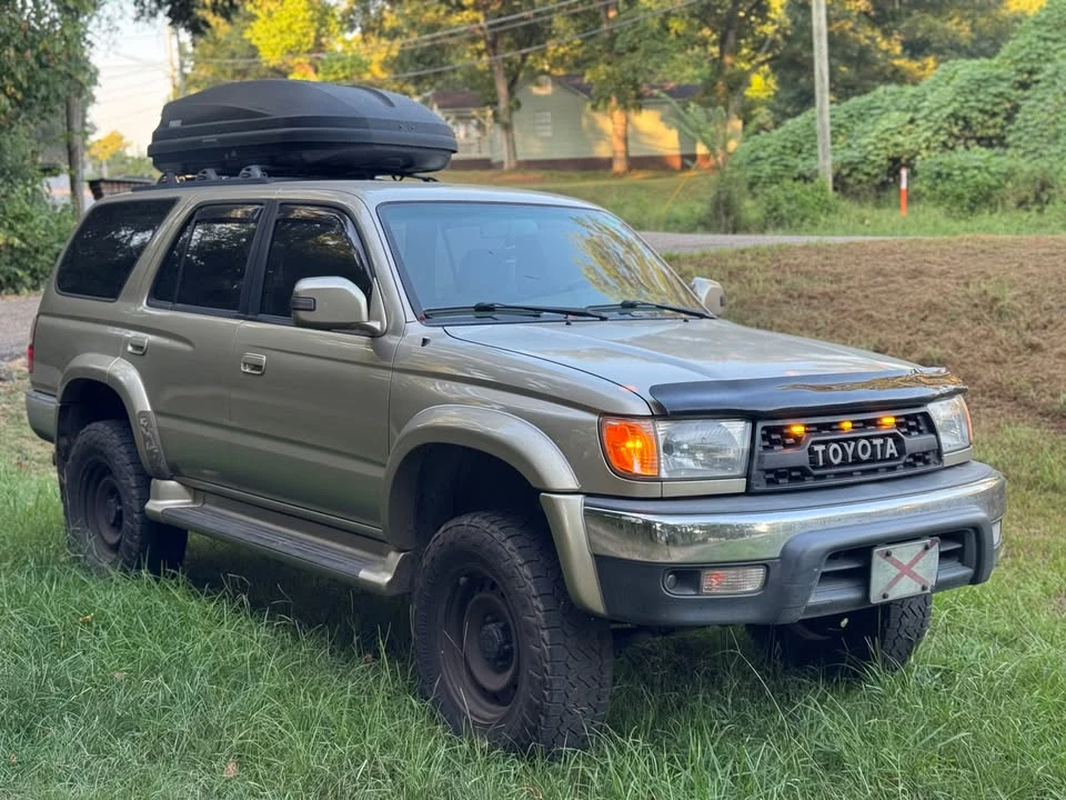 2002 Toyota 4Runner 3rd Gen - Image 2 of 11