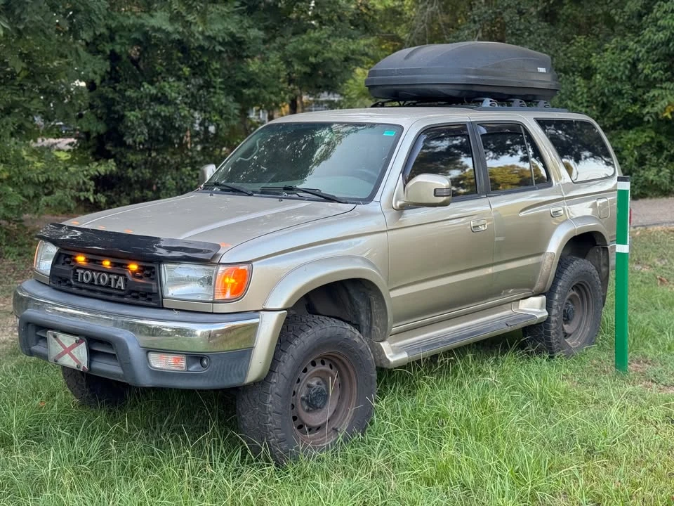 2002 Toyota 4Runner 3rd Gen - Image 3 of 11
