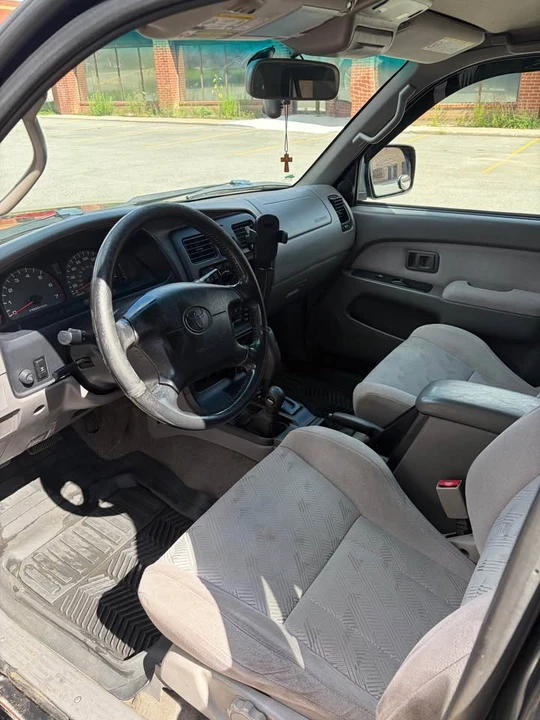 2002 Toyota 4Runner 3rd Gen - Image 5 of 12