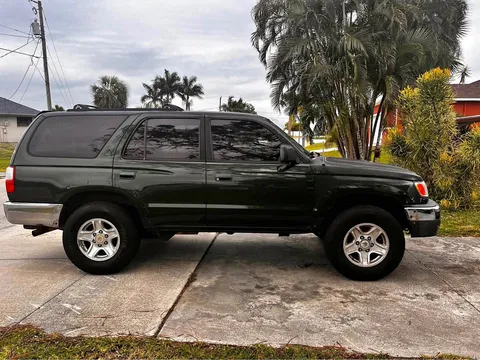2002 Toyota 4Runner SR5