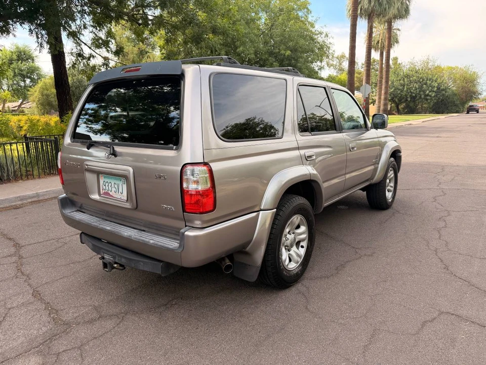 2002 Toyota 4Runner 3rd Gen - Image 5 of 11