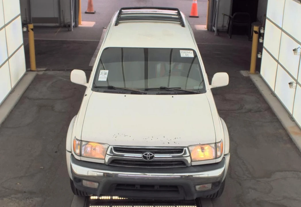 2002 Toyota 4Runner 3rd Gen - Image 7 of 12