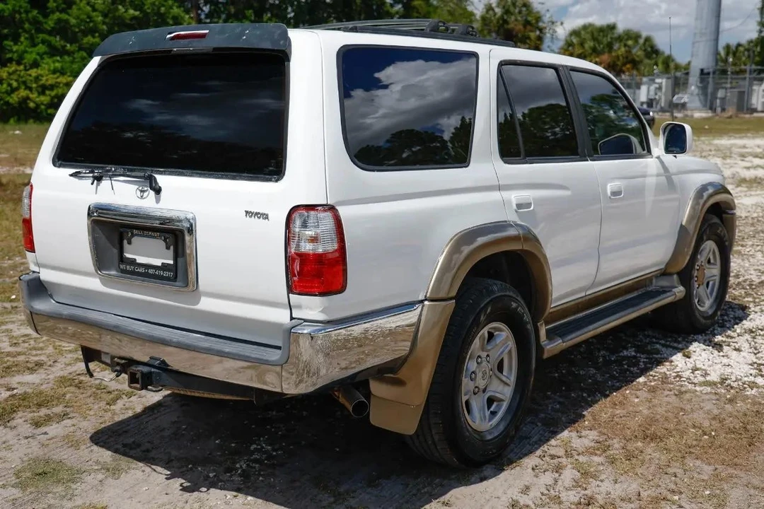 2002 Toyota 4Runner 3rd Gen - Image 11 of 21